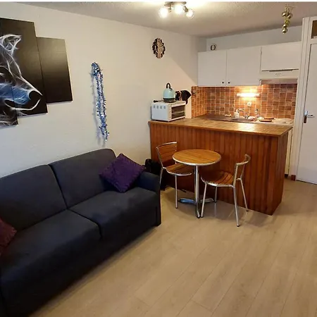 Moderne A Pra-loup Avec Balcon Et Confort Familier - Fr-1-165a-167 Uvernet-Fours